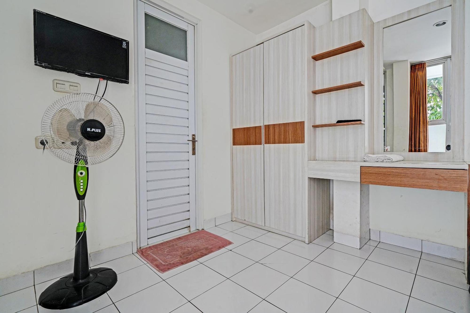 Super Oyo 2190 Alamanda 7 Syariah Bandung Buitenkant foto
